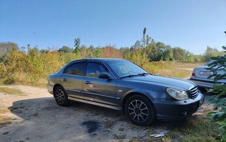 Hyundai Sonata IV рестайлинг, 2005 год, 585 000 рублей, 2 фотография