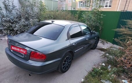 Hyundai Sonata IV рестайлинг, 2005 год, 585 000 рублей, 3 фотография