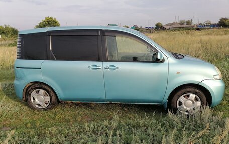 Toyota Sienta I, 2005 год, 486 000 рублей, 4 фотография