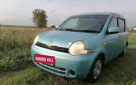 Toyota Sienta I, 2005 год, 486 000 рублей, 2 фотография