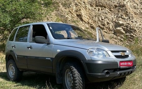 Chevrolet Niva I рестайлинг, 2011 год, 650 000 рублей, 1 фотография