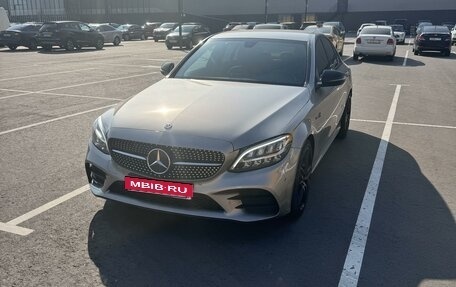 Mercedes-Benz C-Класс, 2018 год, 3 400 000 рублей, 1 фотография