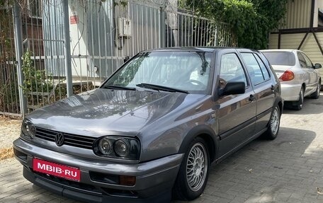 Volkswagen Golf III, 1994 год, 360 000 рублей, 1 фотография