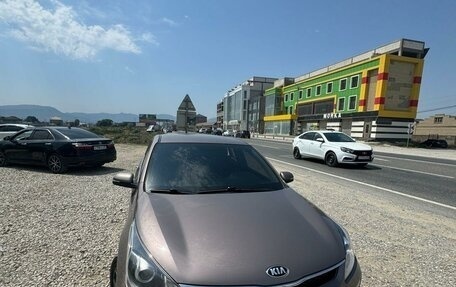 KIA Rio IV, 2018 год, 1 675 000 рублей, 2 фотография