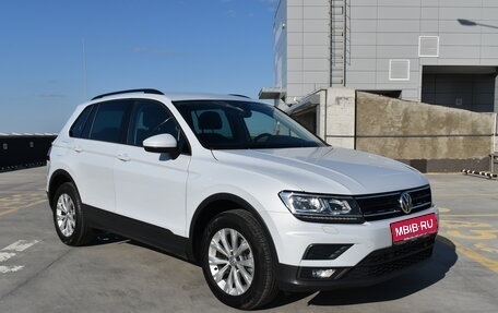 Volkswagen Tiguan II, 2019 год, 2 499 000 рублей, 3 фотография