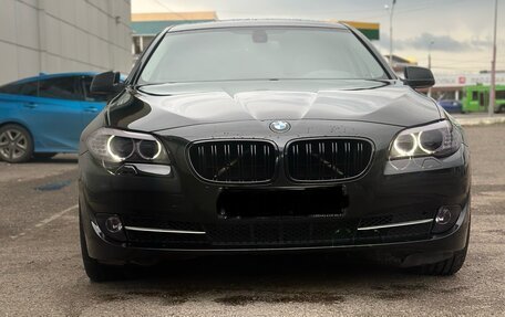 BMW 5 серия, 2011 год, 2 400 000 рублей, 2 фотография