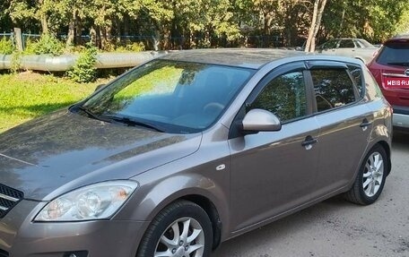 KIA cee'd I рестайлинг, 2008 год, 700 000 рублей, 1 фотография