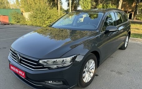 Volkswagen Passat B8 рестайлинг, 2020 год, 1 990 000 рублей, 1 фотография