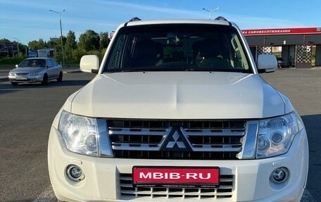 Mitsubishi Pajero IV, 2014 год, 2 550 000 рублей, 1 фотография