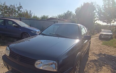 Volkswagen Golf III, 1993 год, 400 000 рублей, 2 фотография