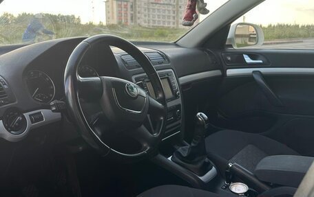 Skoda Octavia, 2011 год, 890 000 рублей, 9 фотография