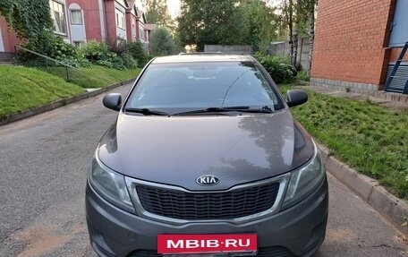 KIA Rio III рестайлинг, 2014 год, 750 000 рублей, 2 фотография