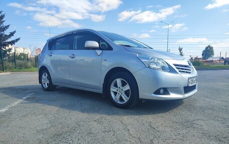 Toyota Verso I, 2012 год, 1 477 000 рублей, 8 фотография