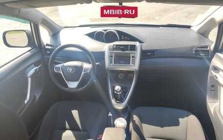 Toyota Verso I, 2012 год, 1 477 000 рублей, 22 фотография