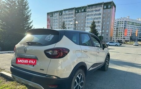 Renault Kaptur I рестайлинг, 2017 год, 1 800 000 рублей, 6 фотография