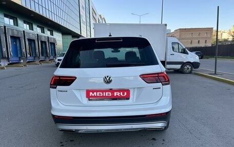 Volkswagen Tiguan II, 2019 год, 3 250 000 рублей, 4 фотография