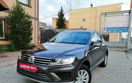 Volkswagen Touareg III, 2017 год, 3 870 000 рублей, 2 фотография