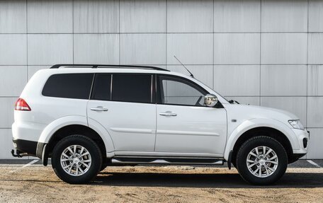 Mitsubishi Pajero Sport II рестайлинг, 2014 год, 2 310 000 рублей, 5 фотография