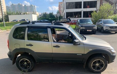 Chevrolet Niva I рестайлинг, 2013 год, 700 000 рублей, 3 фотография