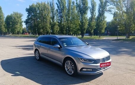 Volkswagen Passat B8 рестайлинг, 2018 год, 2 050 000 рублей, 2 фотография