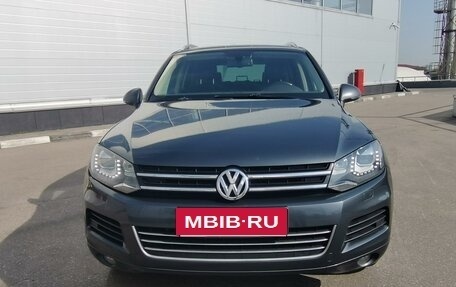 Volkswagen Touareg III, 2013 год, 2 300 000 рублей, 3 фотография