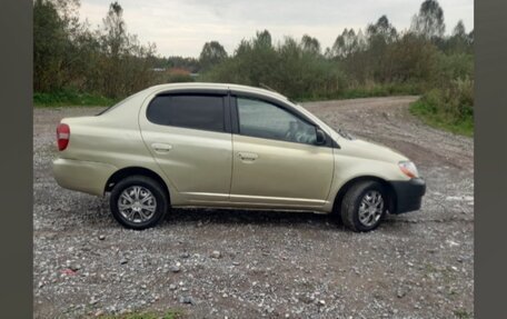 Toyota Platz, 1999 год, 400 000 рублей, 6 фотография