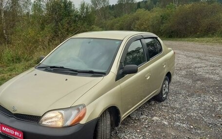 Toyota Platz, 1999 год, 400 000 рублей, 1 фотография