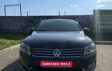 Volkswagen Passat B7, 2012 год, 1 520 000 рублей, 2 фотография