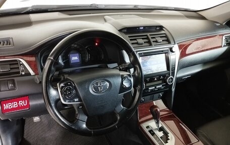 Toyota Camry, 2014 год, 1 737 000 рублей, 13 фотография