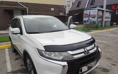 Mitsubishi Outlander III рестайлинг 3, 2017 год, 2 050 000 рублей, 1 фотография