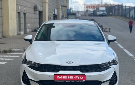 KIA K5, 2020 год, 2 750 000 рублей, 1 фотография