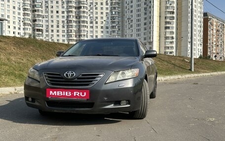 Toyota Camry, 2007 год, 1 150 000 рублей, 2 фотография