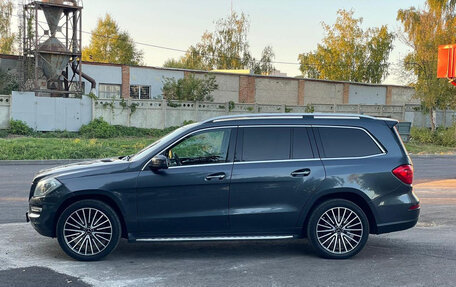 Mercedes-Benz GL-Класс, 2013 год, 3 200 000 рублей, 5 фотография