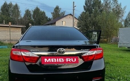 Toyota Camry, 2014 год, 1 610 000 рублей, 7 фотография