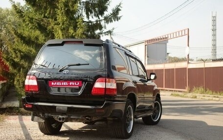 Toyota Land Cruiser 100 рестайлинг 2, 2003 год, 2 990 000 рублей, 12 фотография