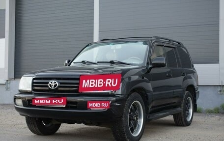 Toyota Land Cruiser 100 рестайлинг 2, 2003 год, 2 990 000 рублей, 29 фотография