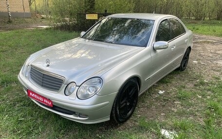 Mercedes-Benz E-Класс, 2004 год, 700 000 рублей, 1 фотография