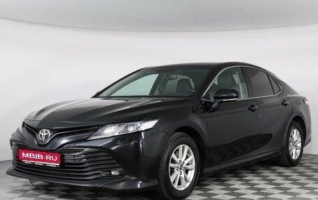 Toyota Camry, 2019 год, 3 049 000 рублей, 1 фотография