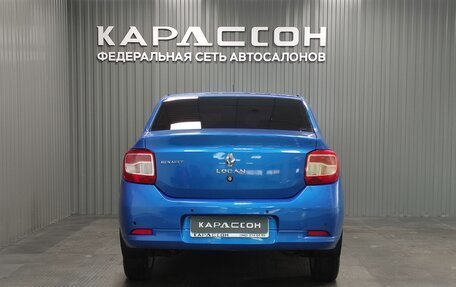 Renault Logan II, 2015 год, 715 000 рублей, 4 фотография