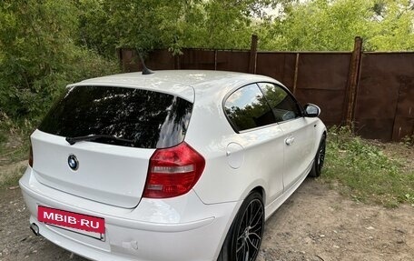 BMW 1 серия, 2011 год, 920 000 рублей, 4 фотография