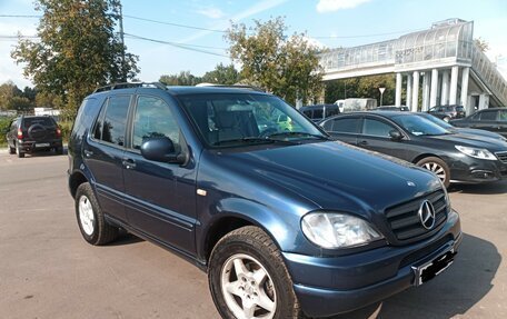 Mercedes-Benz M-Класс, 2000 год, 580 000 рублей, 3 фотография