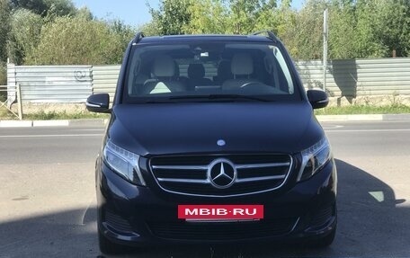 Mercedes-Benz V-Класс, 2015 год, 4 650 000 рублей, 3 фотография