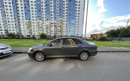 Toyota Avensis III рестайлинг, 2005 год, 850 000 рублей, 5 фотография