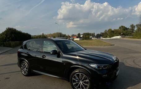 BMW X5, 2021 год, 8 300 000 рублей, 2 фотография