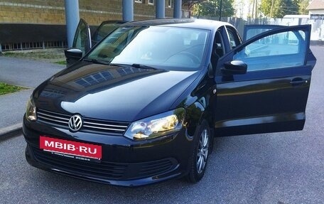 Volkswagen Polo VI (EU Market), 2014 год, 870 000 рублей, 3 фотография