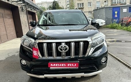 Toyota Land Cruiser Prado 150 рестайлинг 2, 2013 год, 4 000 000 рублей, 2 фотография