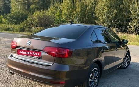 Volkswagen Jetta VI, 2017 год, 1 650 000 рублей, 3 фотография