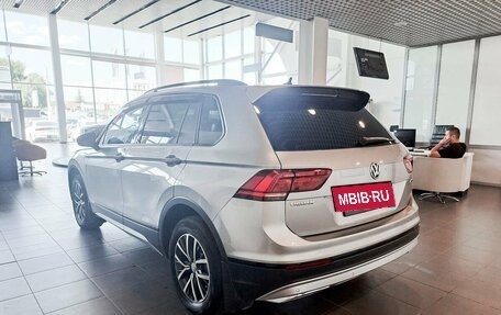 Volkswagen Tiguan II, 2019 год, 2 495 000 рублей, 7 фотография