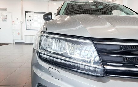 Volkswagen Tiguan II, 2019 год, 2 495 000 рублей, 17 фотография