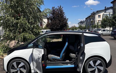 BMW i3 I01 рестайлинг, 2017 год, 2 650 000 рублей, 7 фотография